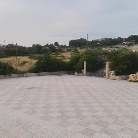 Orizzonte شقة